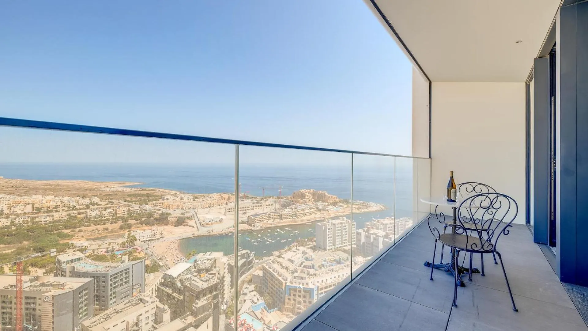 Stylish Skyline Apartment Mercury Tower Saint Julian's